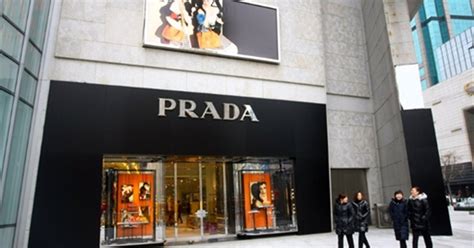 prada hong kong ipo|Prada raises $2.1bn in IPO .